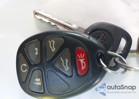 2010 Chevrolet Tahoe Ltz z USA, uszkodzony, nr VIN 1GNUCCE09AR191635